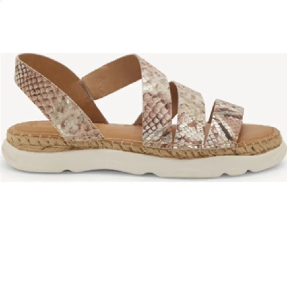 𝅺Corso Como Yashy Strappy Platform Sandal NIB